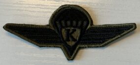 HAFTOWANY ZNAK SPADOCHRONOWY              KADET SPADOCHRONIARZ